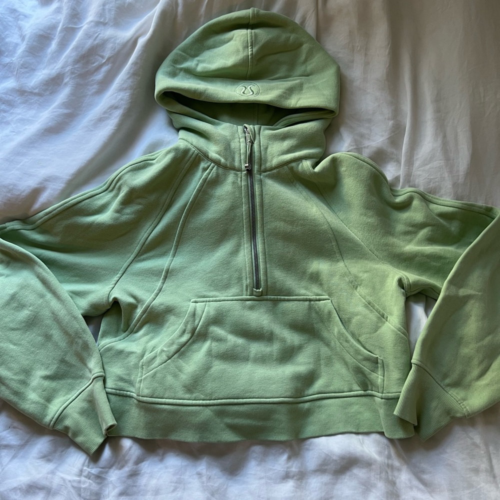 LULULEMON Scuba Oversized Half Zip Hoodie. Rare green/“Creamy Mint” color!!